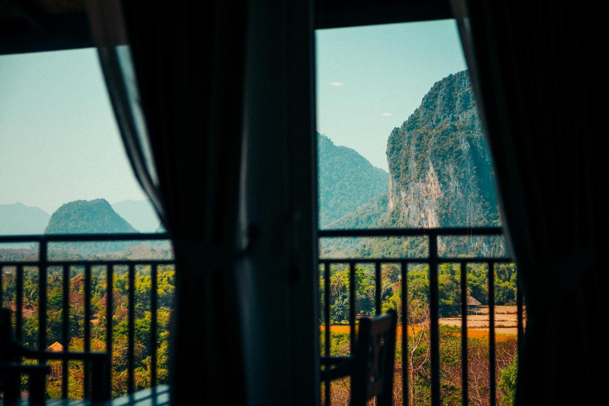The Elephant Crossing Hotel Vang Vieng Εξωτερικό φωτογραφία