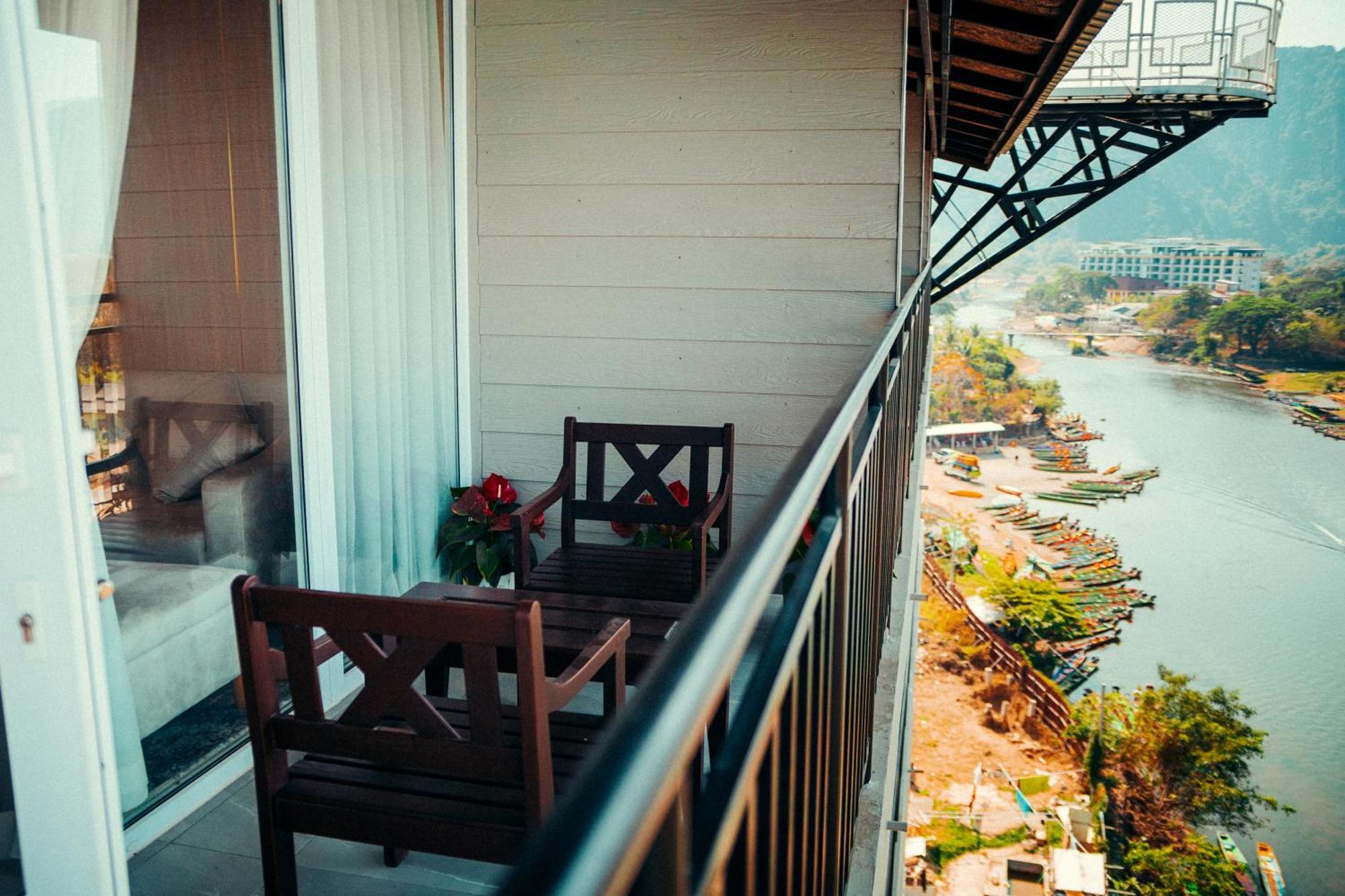 The Elephant Crossing Hotel Vang Vieng Εξωτερικό φωτογραφία